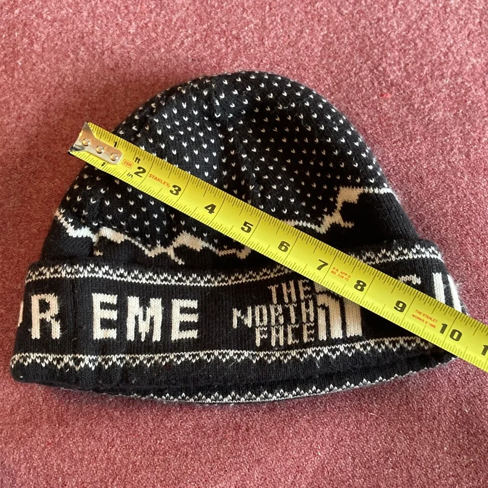 NORTH FACE X SUPREME Beanie - Picture 13 of 15